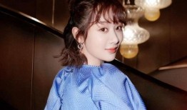 杨紫妈妈最新爆料图片,揭秘明星家庭温馨瞬间