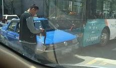 公交车最新爆料事故车,揭秘事故真相！”