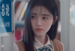 小鞠皮肤爆料最新消息图片,惊艳亮相，神秘图案引热议！”